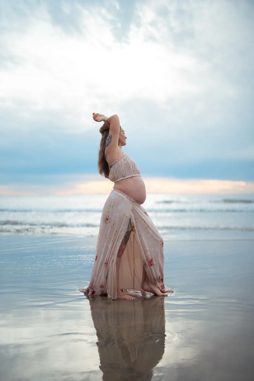 Maternity frame 2